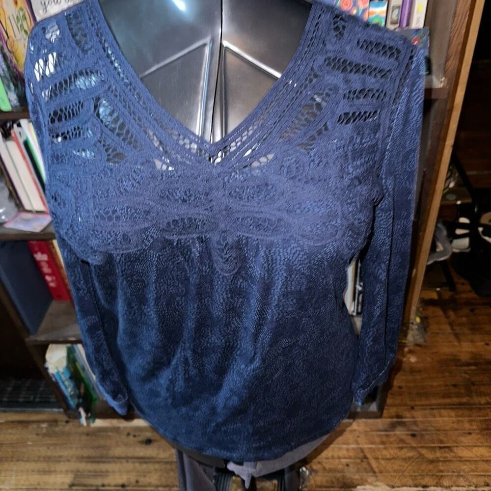 Daniel Rainn blue knit lace neckline Selina crochet m top